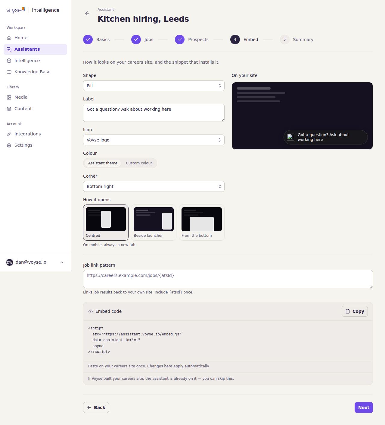 The Embed step, with the appearance options and the code to copy